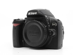 Nikon D40