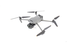 DJI Mavic 3 Pro Fly More Combo