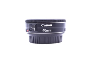 Canon EF 40mm f/2.8 STM