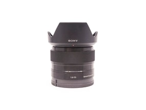 Sony E 35mm f/1.8 OSS
