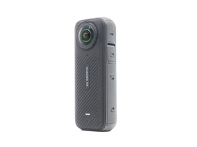 Insta360 X4
