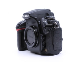 Nikon D700