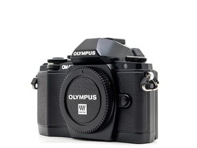 Olympus OM-D E-M10
