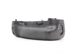 Nikon MB-D16 Battery Grip