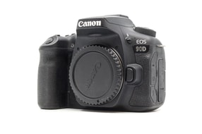 Canon EOS 90D