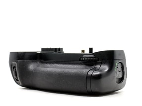 Nikon MB-D15 Battery Grip