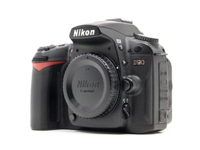 Nikon D90