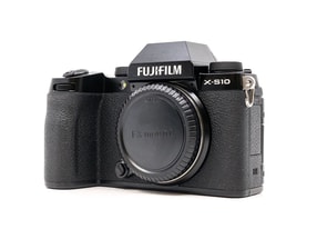 Fujifilm X-S10