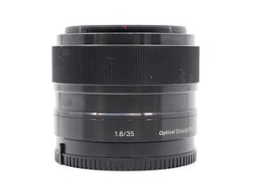 Sony E 35mm f/1.8 OSS