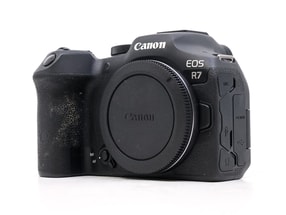 Canon EOS R7