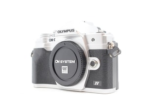 Olympus OM-D E-M10 Mark IV