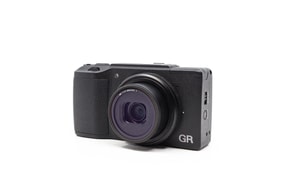 Ricoh GR II