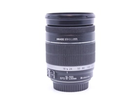 Canon EF-S 18-200mm f/3.5-5.6 IS