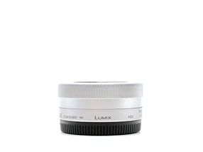 Panasonic Lumix G Vario 12-32mm f/3.5-5.6 ASPH Mega O.I.S.