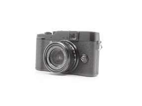 Fujifilm X10