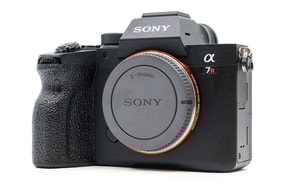 Sony Alpha A7R IV