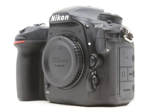 Nikon D500