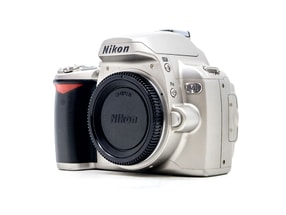 Nikon D40