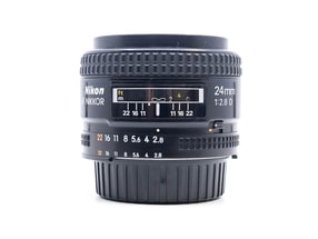 Nikon AF Nikkor 24mm f/2.8D