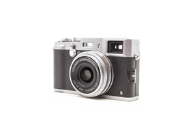 Fujifilm X100s