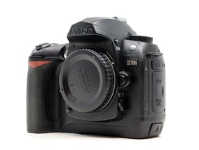 Nikon D70s