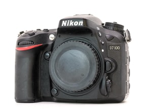 Nikon D7100