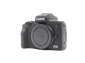 Canon EOS M50