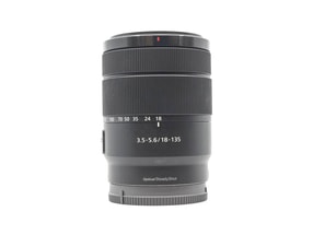 Sony E 18-135mm f/3.5-5.6 OSS