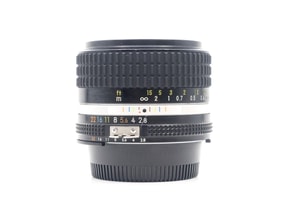 Nikon Ai-S Nikkor 28mm f/2.8