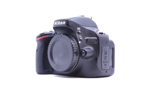 Nikon D5100