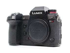 Panasonic Lumix DC-S1R