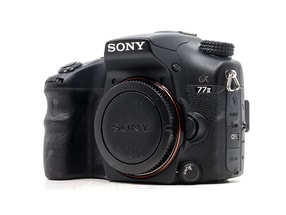 Sony Alpha A77 II