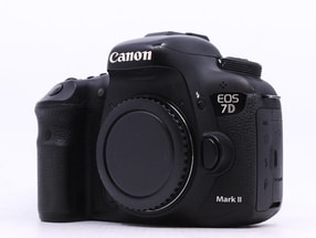 Canon EOS 7D Mark II