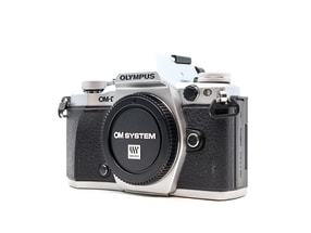Olympus OM-D E-M5 Mark II