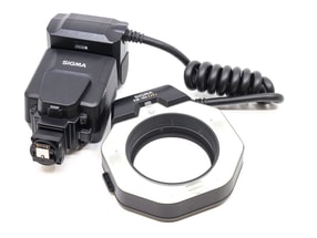 Sigma EM-140 DG Macro Ring Flash - Sony Dedicated