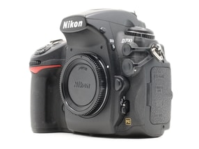 Nikon D700