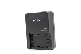 Caricabatterie Sony BC-QZ1
