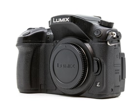 Panasonic Lumix DMC-GH4