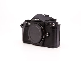Olympus OM-D E-M5 Mark II