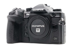 OM SYSTEM OM-1