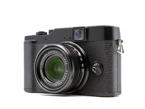Fujifilm X10
