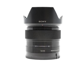 Sony E 35mm f/1.8 OSS