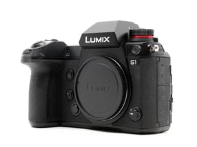 Panasonic Lumix DC-S1