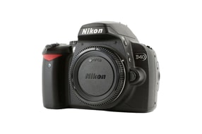 Nikon D40