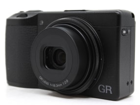 Ricoh GR III HDF