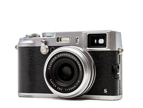 Fujifilm X100s