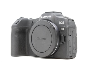 Canon EOS R8