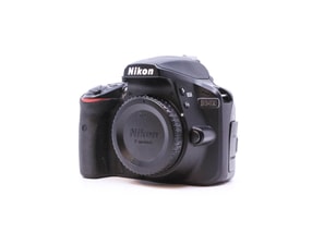 Nikon D3400