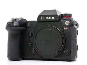 Panasonic Lumix DC-S1R