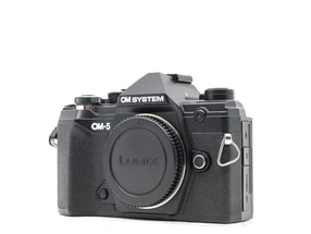 OM SYSTEM OM-5